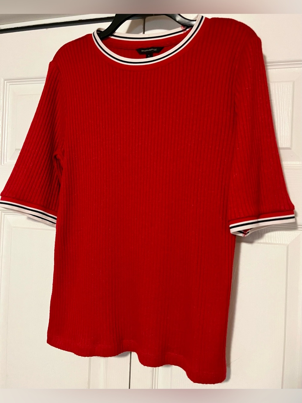 Banana Republic Red Short-Sleeve Sweater Black/White Trim, Size Large